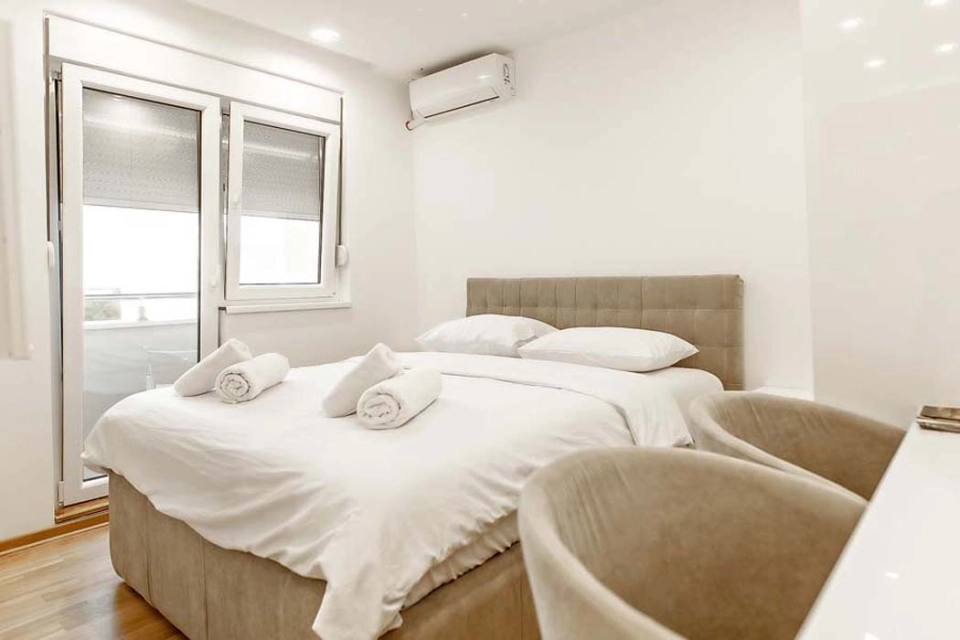 WHITE 1 | Belano