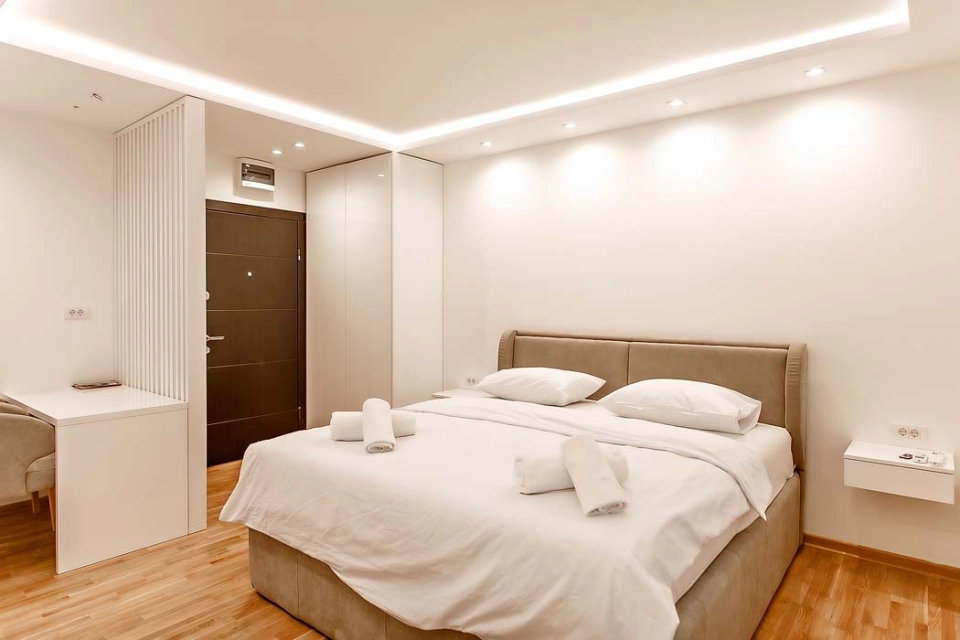 WHITE 2 | Belano