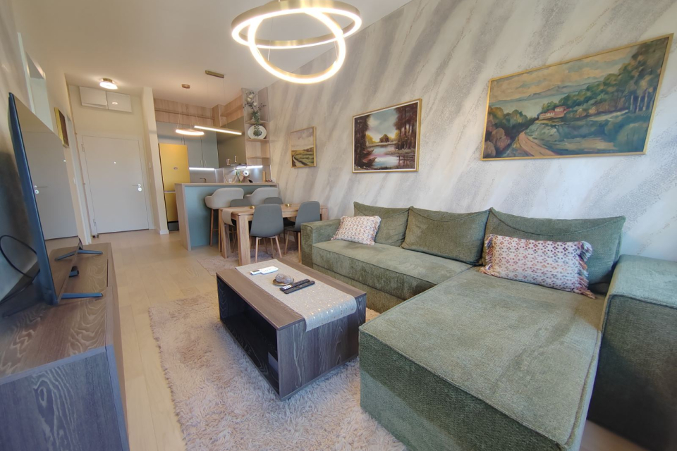 LASTAVICA RESIDENCE, NOV LUX STAN SA GARAŽOM | Belano