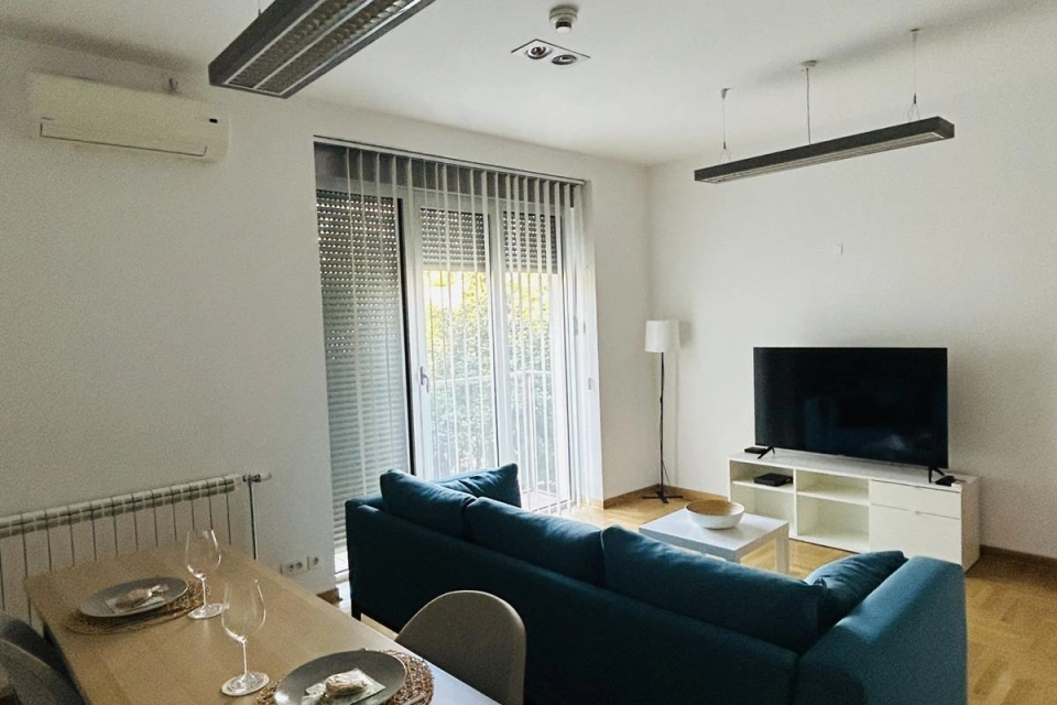 LOVING DORCOL | Belano