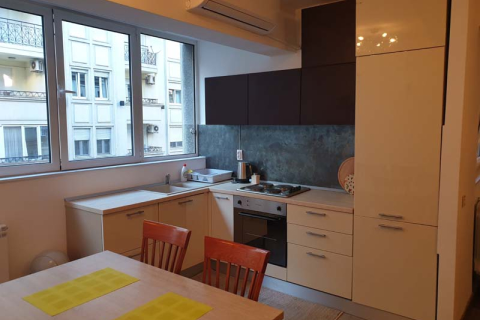 KRALJA PETRA | Belano