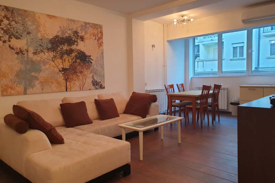 KRALJA PETRA | Belano