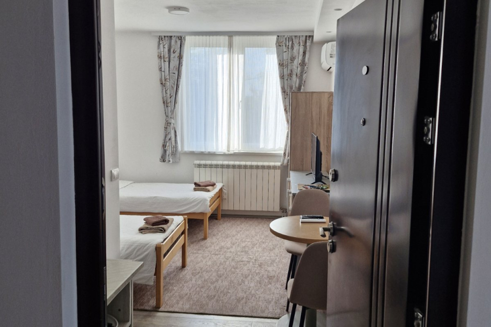 BANJICA STUDIO 2 | Belano