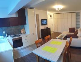 KRALJA PETRA | Belano